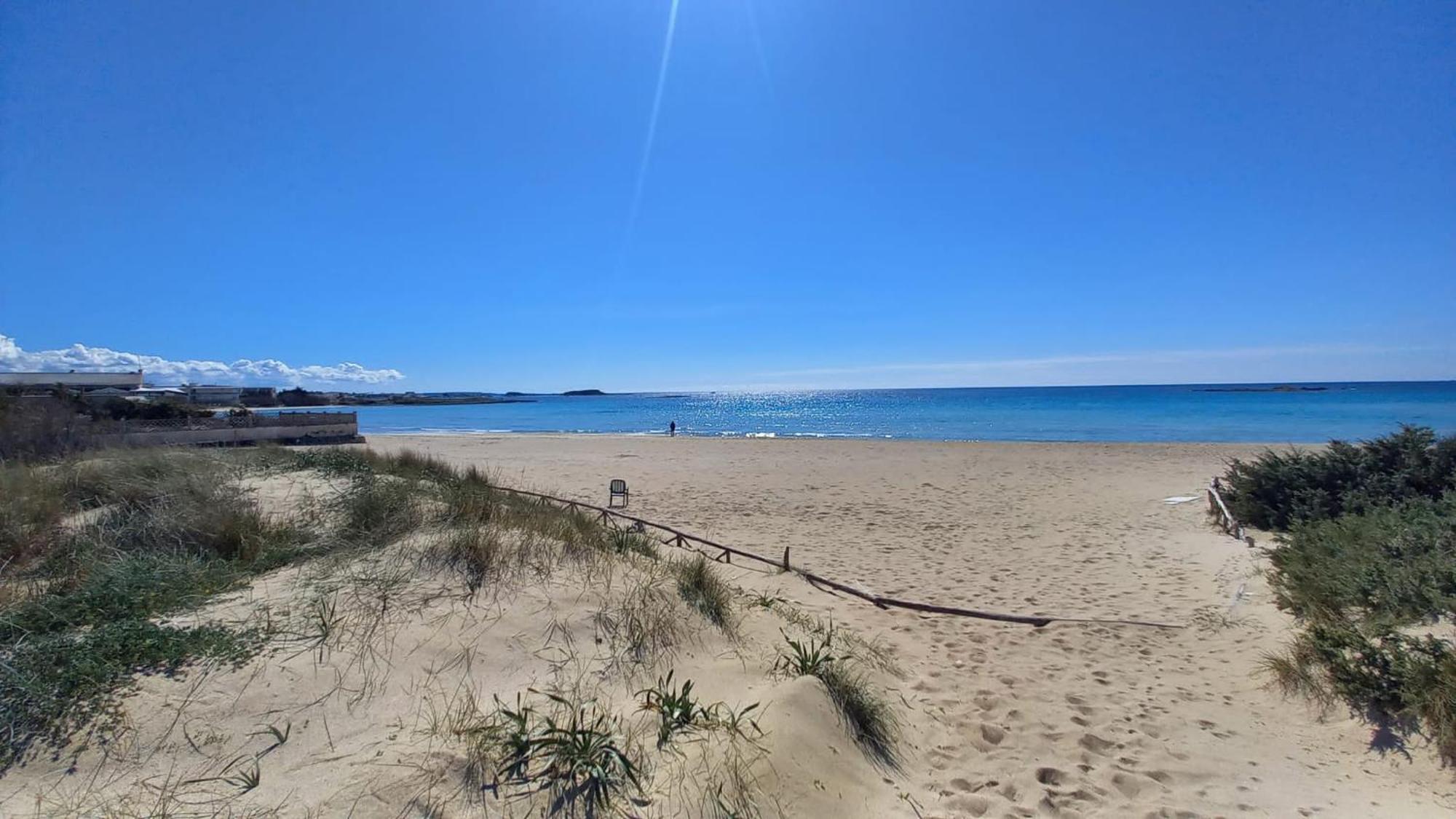 Villetta Direttamente Sulla Spiaggia Con Posto Auto Porto Cesareo Exterior photo